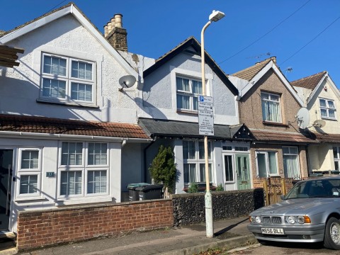 View Full Details for Burnaby Road, Northfleet, Gravesend, Kent, DA11