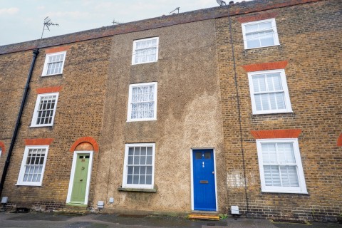 View Full Details for East Terrace, Gravesend, DA12