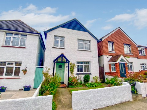 View Full Details for Cecil Road, Gravesend, DA11