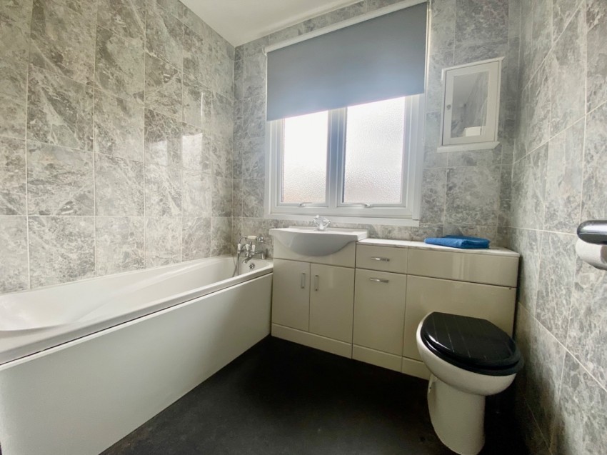 Images for Cecil Road, Gravesend, DA11