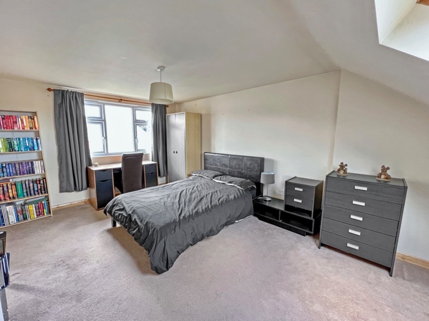 Images for Chalk Road, Gravesend, DA12