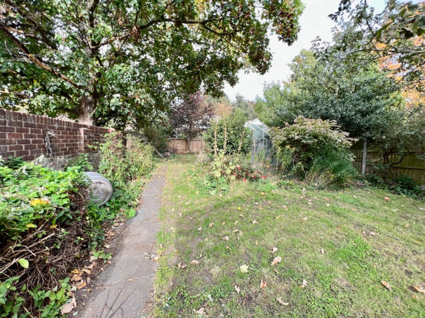 Images for Old Road East, Gravesend, DA12