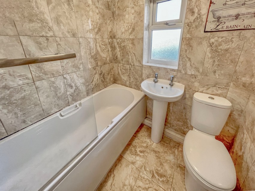 Images for Heath Road, Crayford, DA1