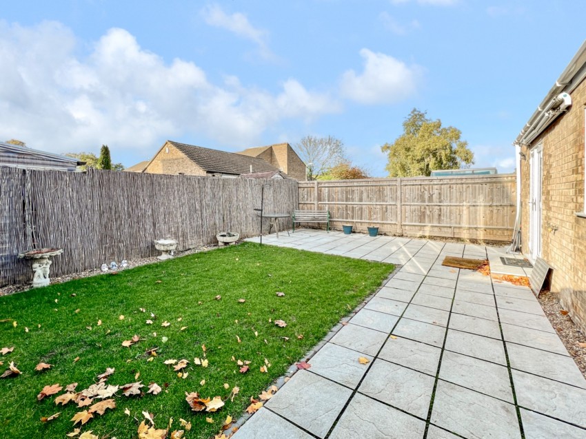 Images for Abbots Field, Gravesend, DA12