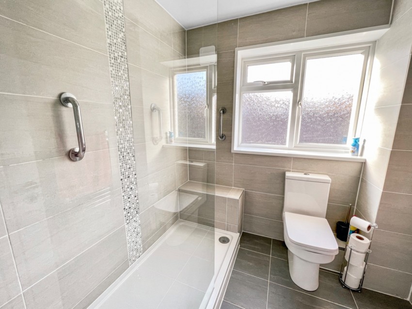 Images for Abbots Field, Gravesend, DA12