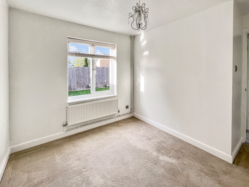 Images for Abbots Field, Gravesend, DA12