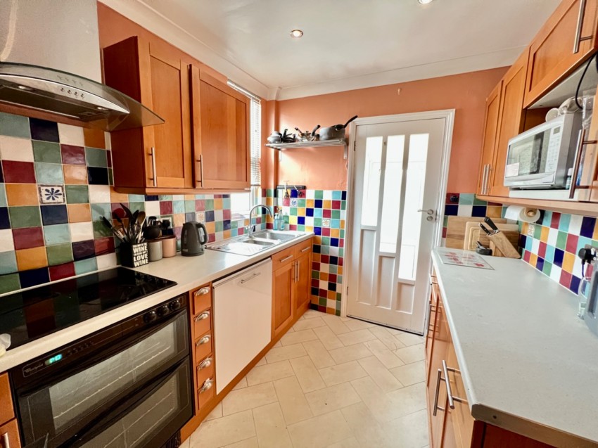 Images for St James's Avenue, Gravesend, DA11