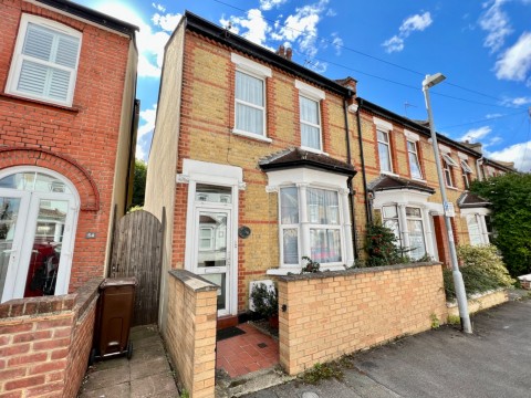 View Full Details for Lynton Road South, Gravesend, DA11