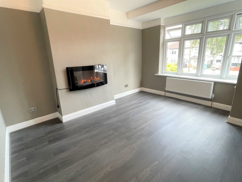 Images for Valley Drive, Gravesend, DA12