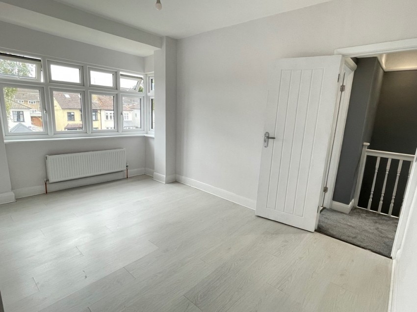 Images for Valley Drive, Gravesend, DA12