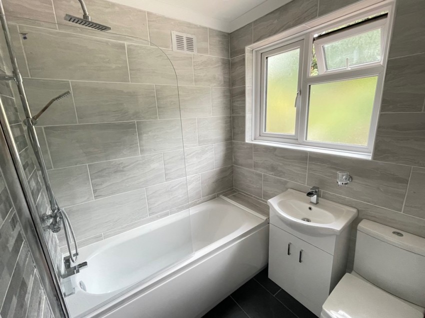 Images for Valley Drive, Gravesend, DA12