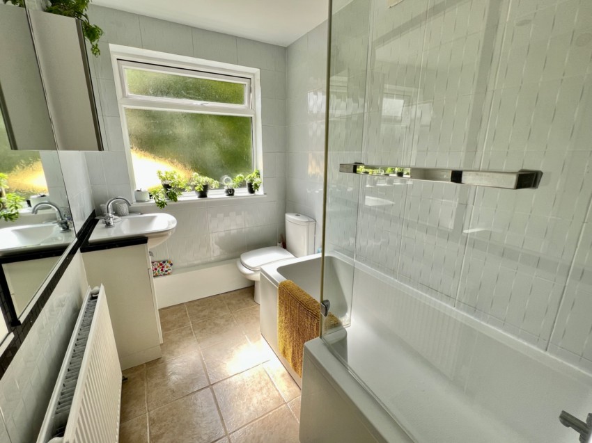 Images for New Cottages, Bean, Kent DA2 8AU