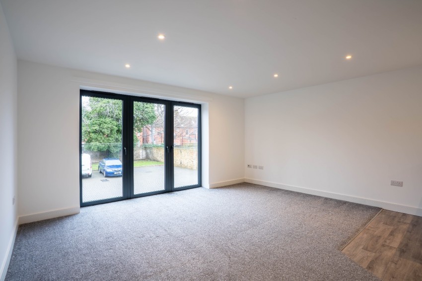 Images for Darnley Road, Gravesend, Kent, DA11 0DX