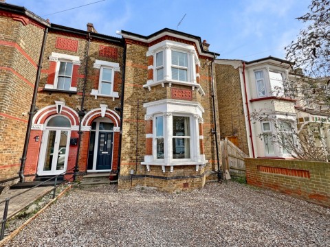 View Full Details for Whitehill Road, Gravesend, Kent, DA12