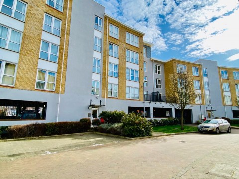 View Full Details for Fisgard Court, Admirals Way, Gravesend, Kent, DA12 2AW