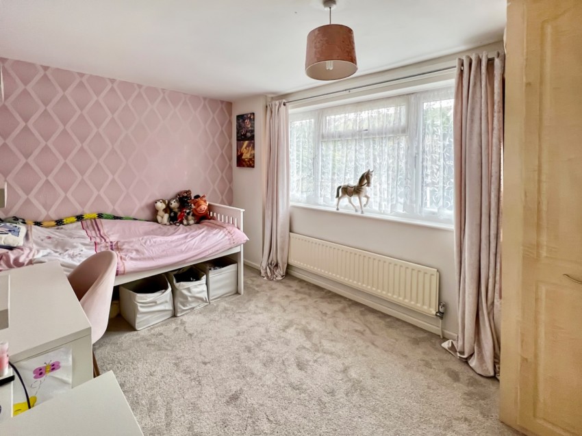 Images for Worcester Close, Istead Rise, DA13 9LB