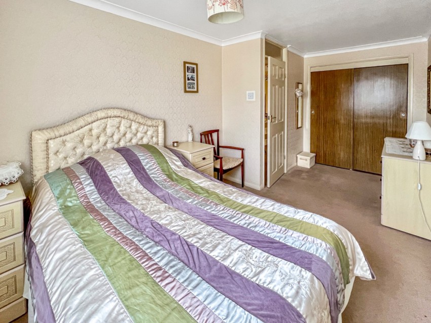 Images for Ascot Road, Gravesend, DA12