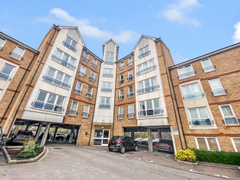 View Full Details for Fairfield Square, Gravesend, Kent, DA11