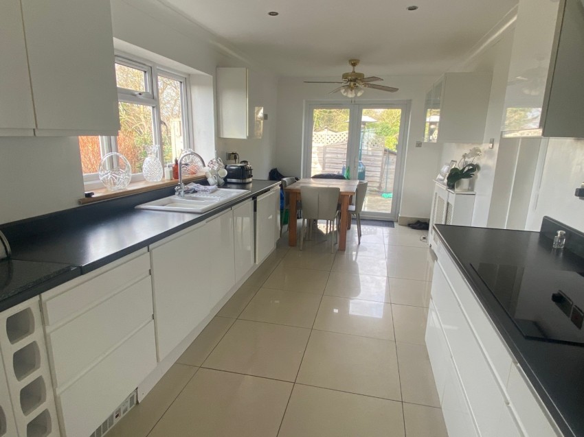 Images for The Knole, Istead Rise, DA13 9DJ