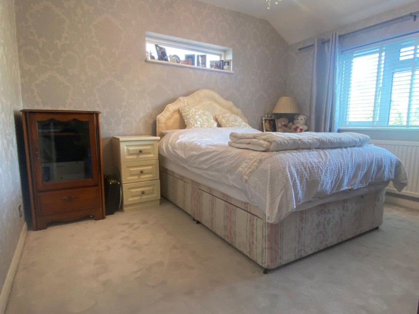Images for The Knole, Istead Rise, DA13 9DJ