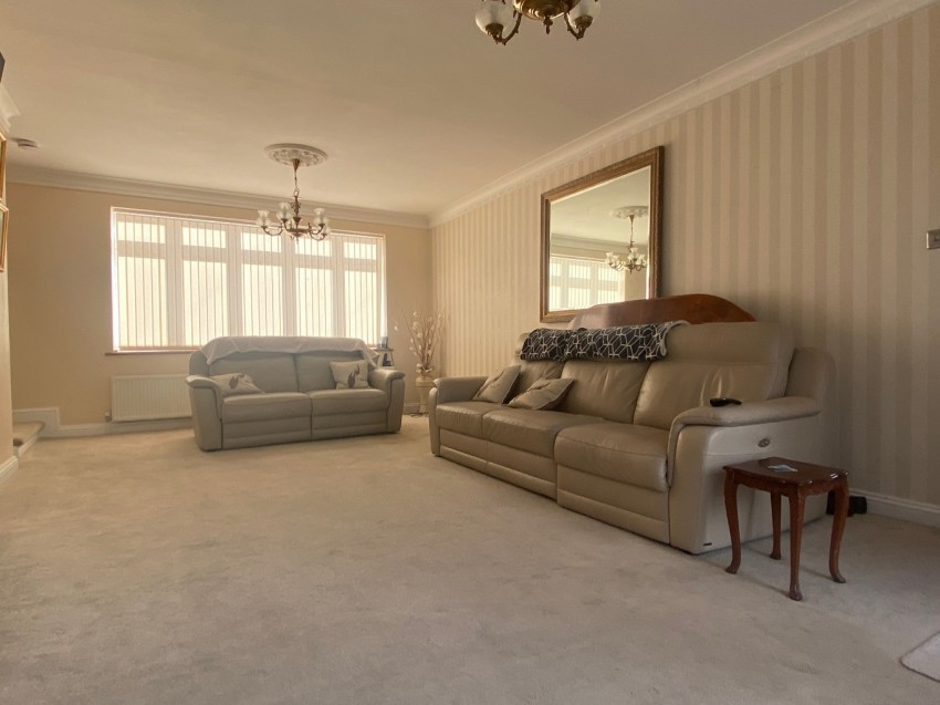 Images for The Knole, Istead Rise, DA13 9DJ
