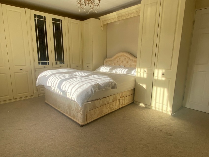 Images for The Knole, Istead Rise, DA13 9DJ