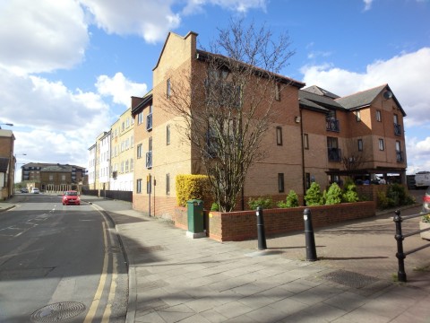 View Full Details for Crawley Court, West Street, Gravesend, Kent, DA11 0BE