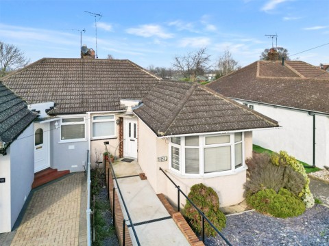 View Full Details for Colyer Road, Northfleet, Kent, DA11