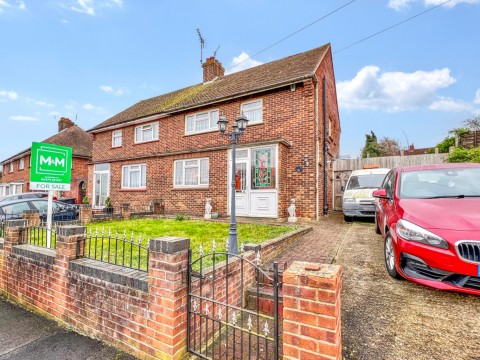 View Full Details for St. Georges Crescent, Gravesend, DA12