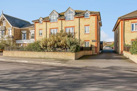 View Full Details for St James's Place, Lennox Road, Gravesend, DA11