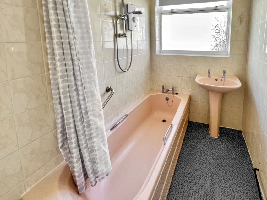 Images for Dobson Road, Gravesend, DA12
