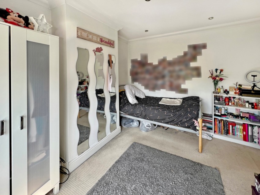 Images for Lamorna Avenue, Gravesend, Kent, DA12