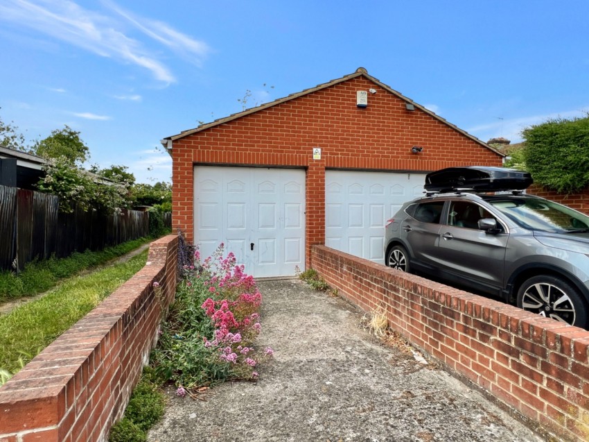 Images for Lamorna Avenue, Gravesend, Kent, DA12