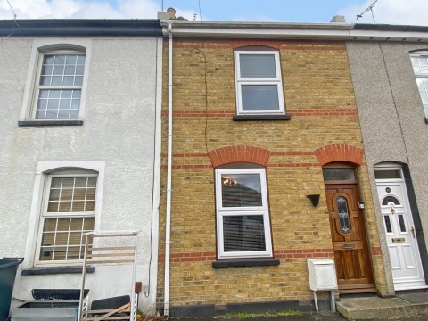 View Full Details for Five Ash Road, Gravesend, Kent, DA11 0RE