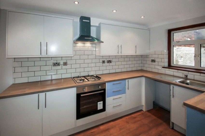 Images for Peacock Street, Gravesend, DA12