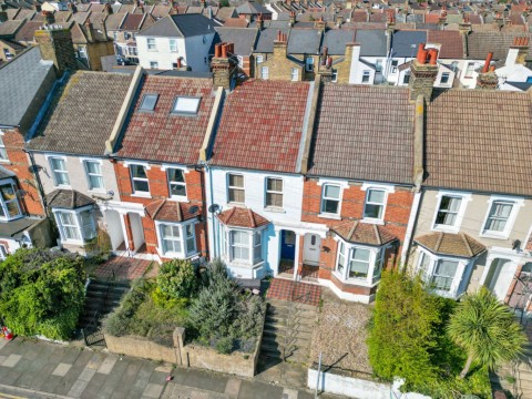 View Full Details for Old Road West, Gravesend, Kent, DA11