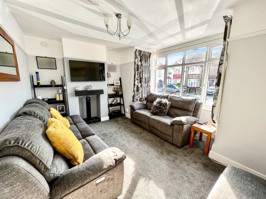 Images for Lamorna Avenue, Gravesend, DA12