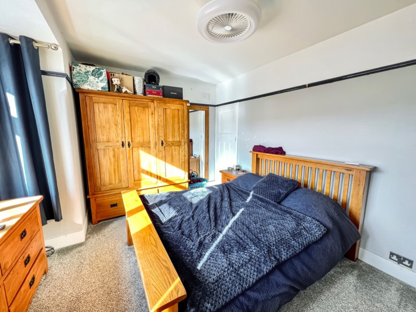 Images for Lamorna Avenue, Gravesend, DA12