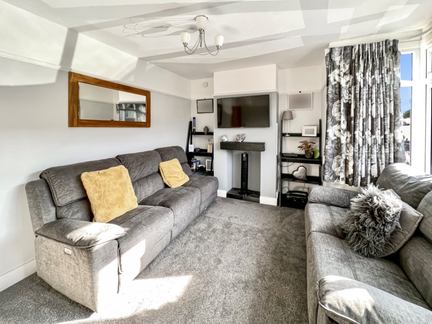 Images for Lamorna Avenue, Gravesend, DA12