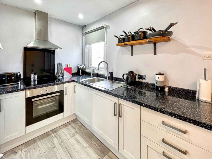 Images for Lamorna Avenue, Gravesend, DA12