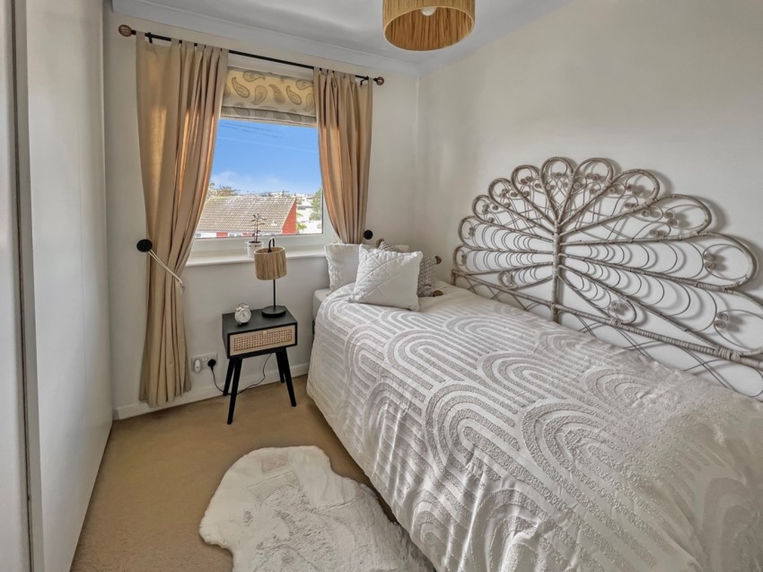 Images for Spring Grove, Gravesend, DA12