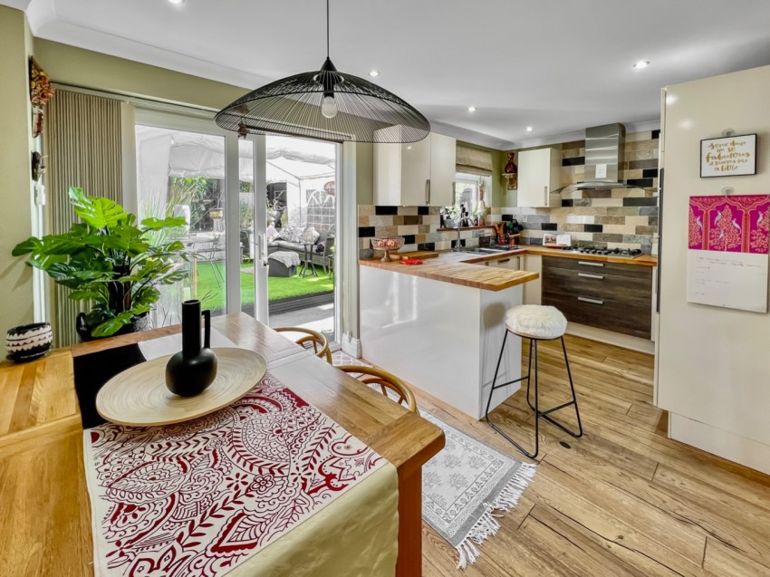 Images for Spring Grove, Gravesend, DA12