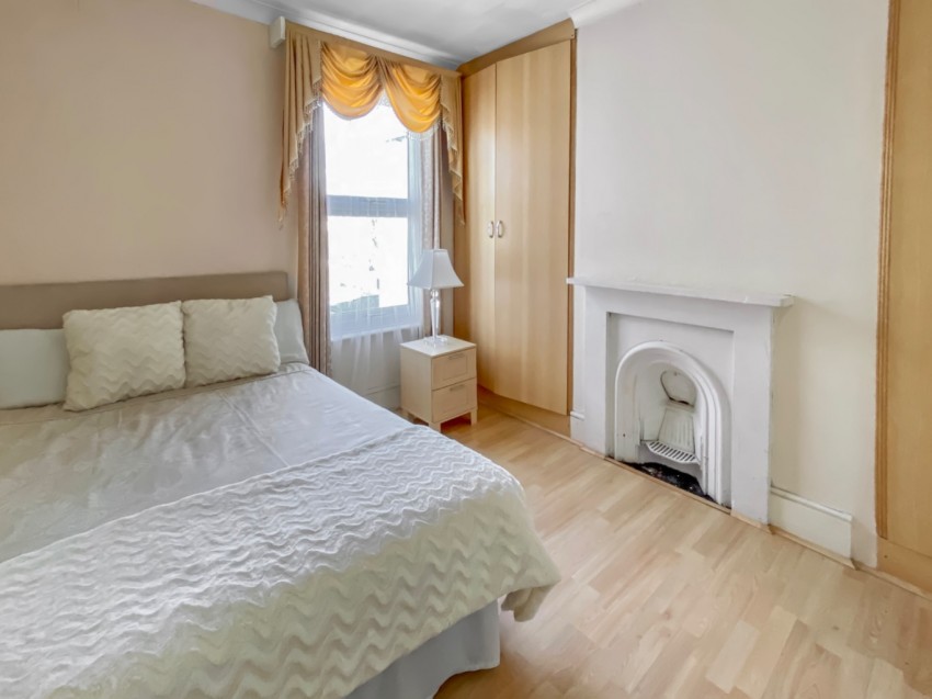 Images for Kent Road, Gravesend, DA11
