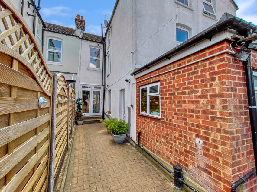 Images for Kent Road, Gravesend, DA11