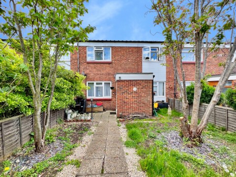 View Full Details for Larkfields, Northfleet, Gravesend, Kent, DA11