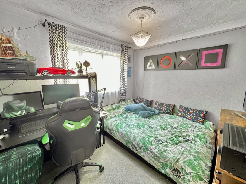 Images for Larkfields, Northfleet, Gravesend, Kent, DA11