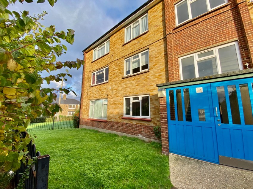 Images for Gunn Road, Swanscombe, Kent, DA10 0JW