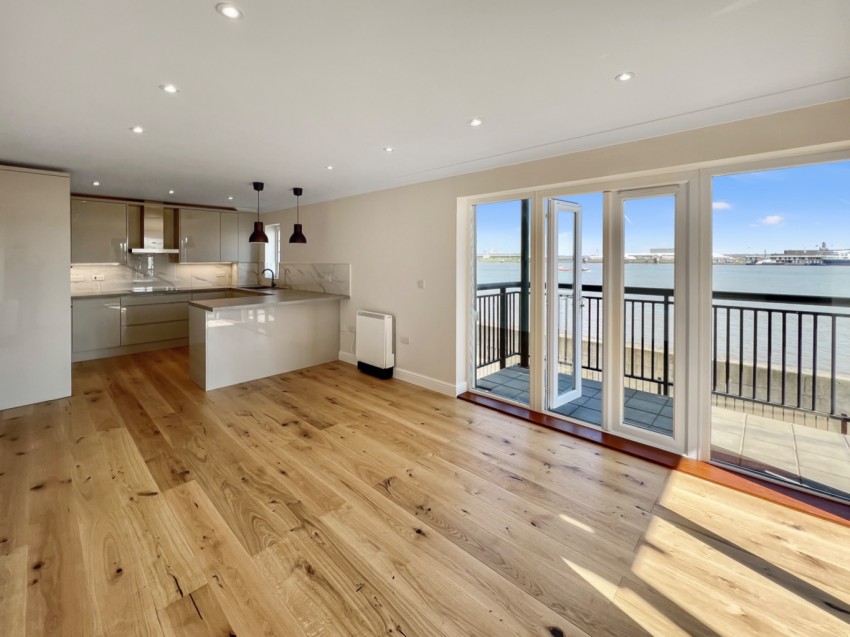 Images for Baltic Wharf, Clifton Marine Parade, Gravesend, Kent, DA11