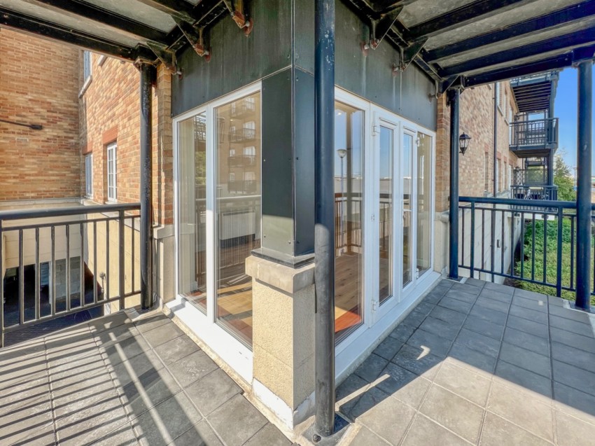 Images for Baltic Wharf, Clifton Marine Parade, Gravesend, Kent, DA11