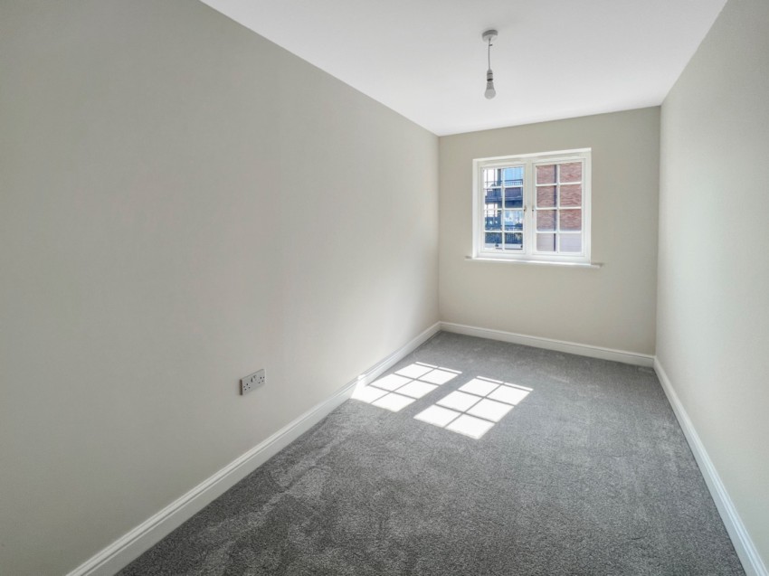Images for Baltic Wharf, Clifton Marine Parade, Gravesend, Kent, DA11